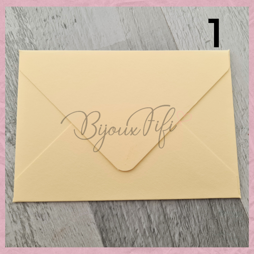 Envelope texturado 220g